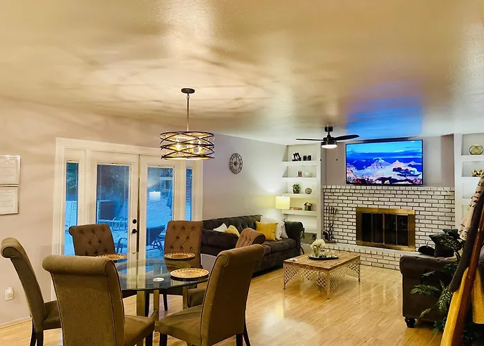 Ferienhaus Escape With Heated Pool, Billiards & Firepit Fun Tempe