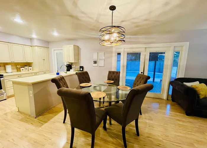 Ferienhaus Escape With Heated Pool, Billiards & Firepit Fun Tempe